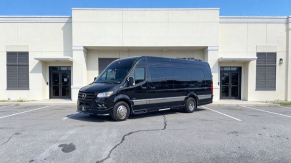 15 passenger sprinter van chattanooga