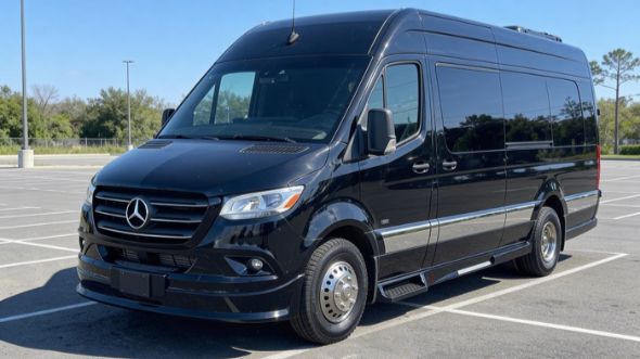 chattanooga 8 passenger sprinter van