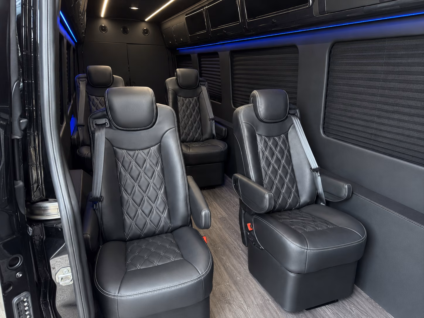 chattanooga 10 passenger sprinter van interior