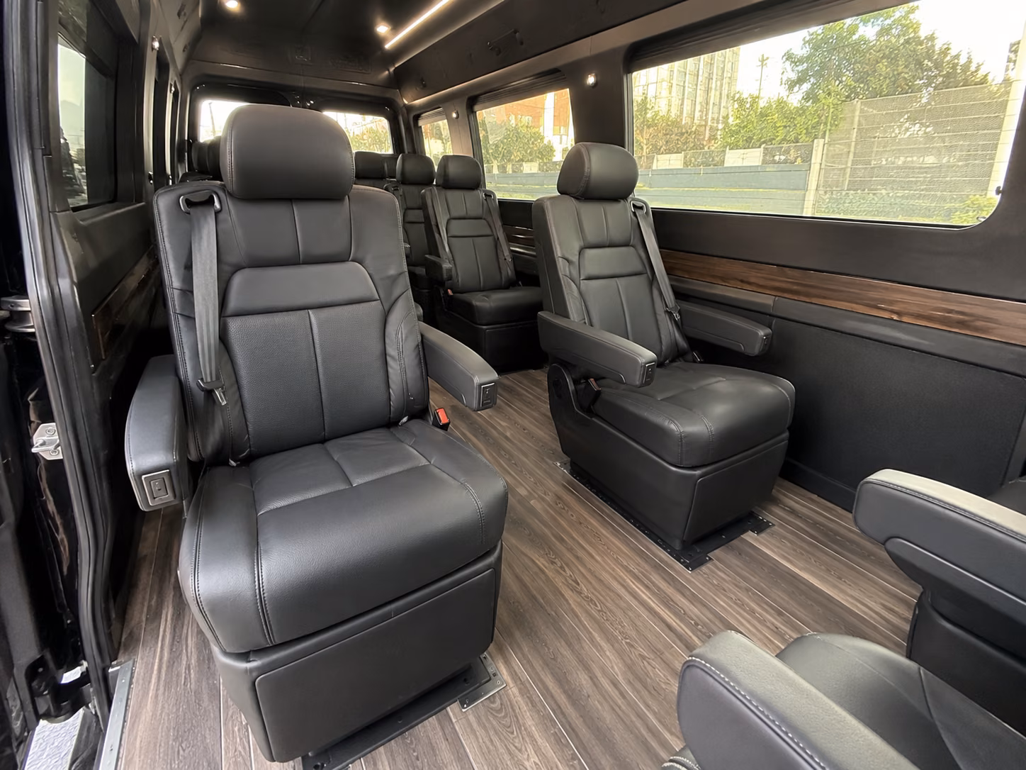 chattanooga 12 passenger sprinter van inside