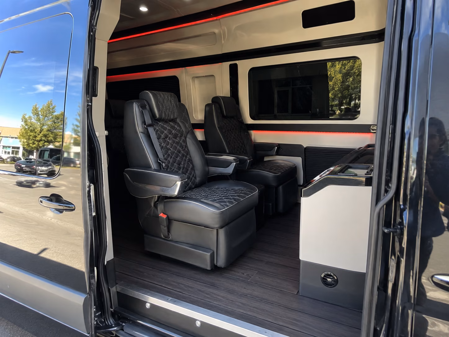 chattanooga 8 passenger sprinter van interior