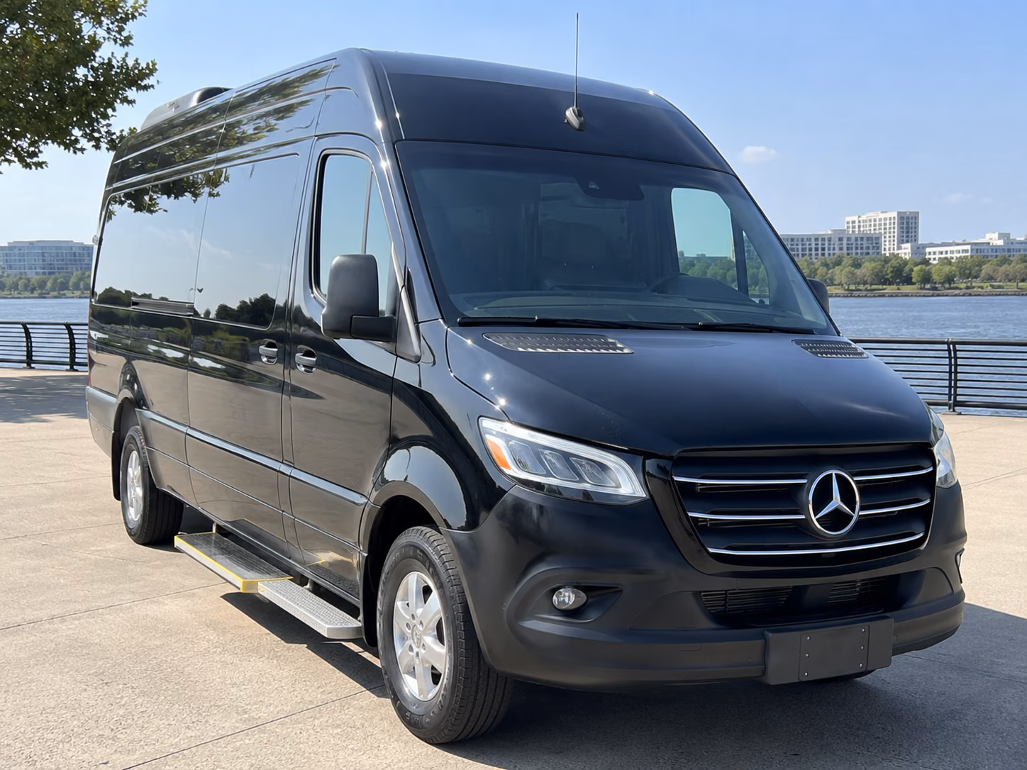 find the perfect transportation for your next wedding 4