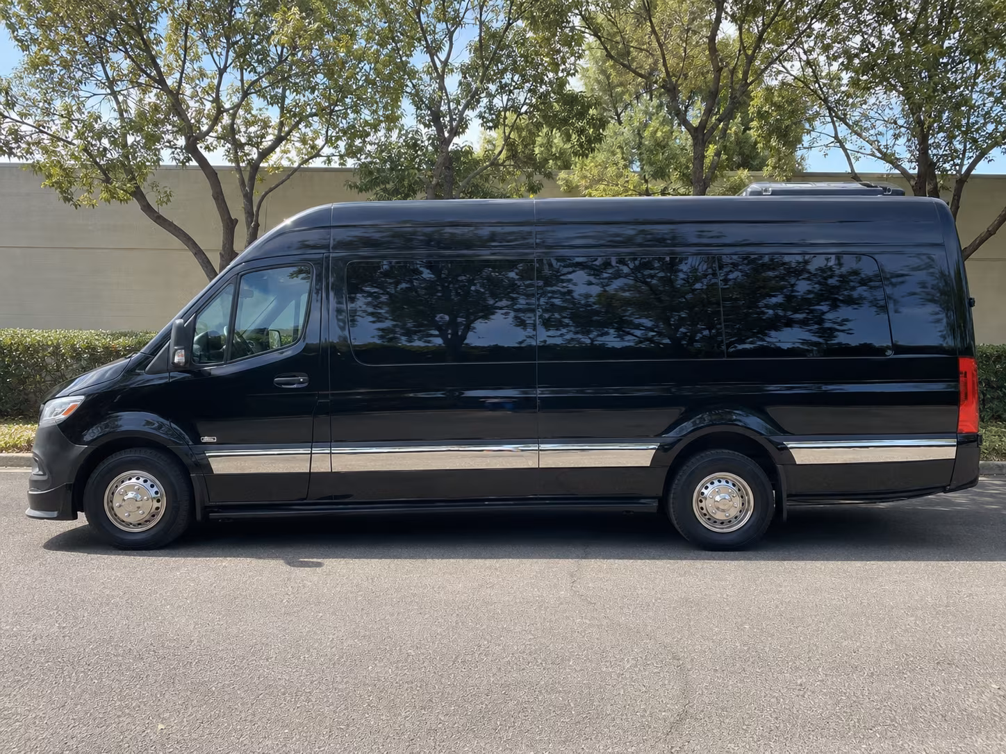 find the perfect transportation for your next wine tour 5